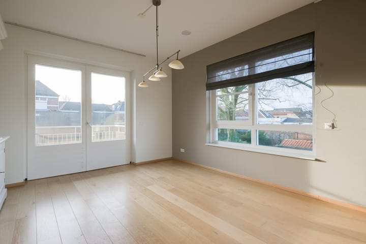 Foto 27 van Schoolstraat 38