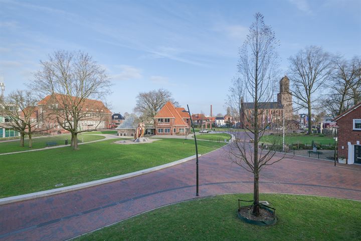 View photo 53 of Schoolstraat 38