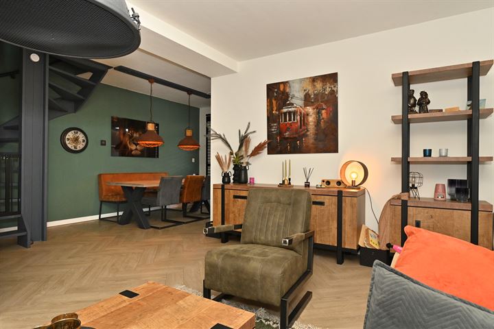 Bekijk foto 17 van Smitsstraat 46