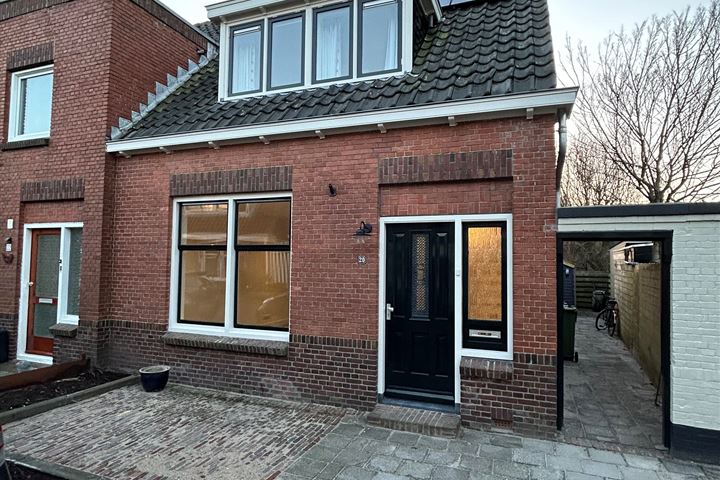 Bekijk foto 1 van Jacob Backerstraat 20