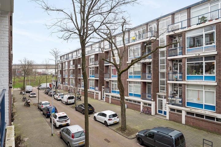 Bekijk foto 28 van Fluitstraat 21-B