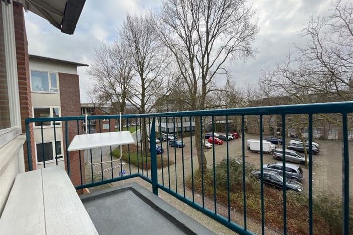 View photo 12 of Oostblok 174