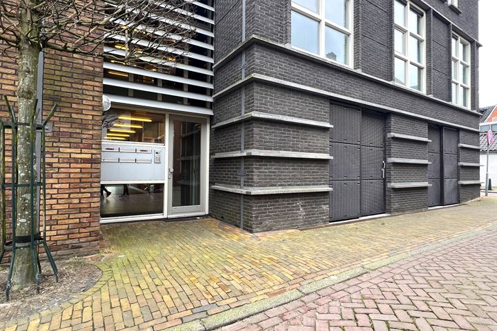 Bekijk foto 2 van Mannenhuisstraat 10