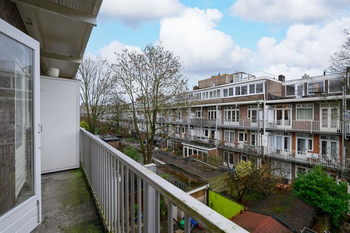 Bekijk foto 9 van Boterdiepstraat 47-II