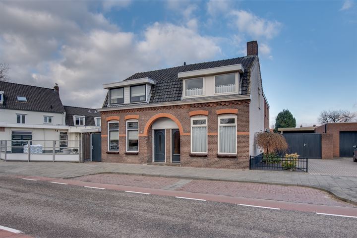 Bekijk foto 43 van van Heeswijkstraat 3