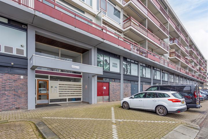 Bekijk foto 3 van Hanzestraat 65