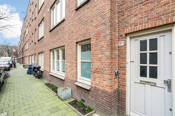 View photo 16 of Saffierstraat 19-A