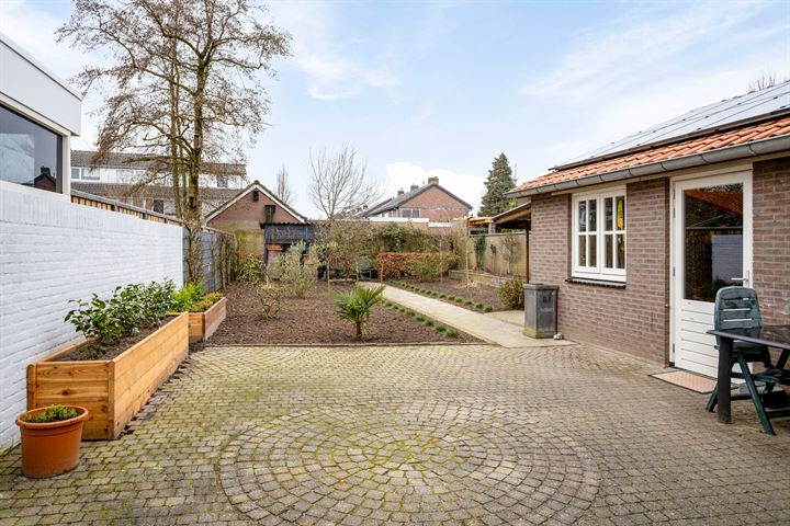 Bekijk foto 27 van Frans Bekersstraat 19