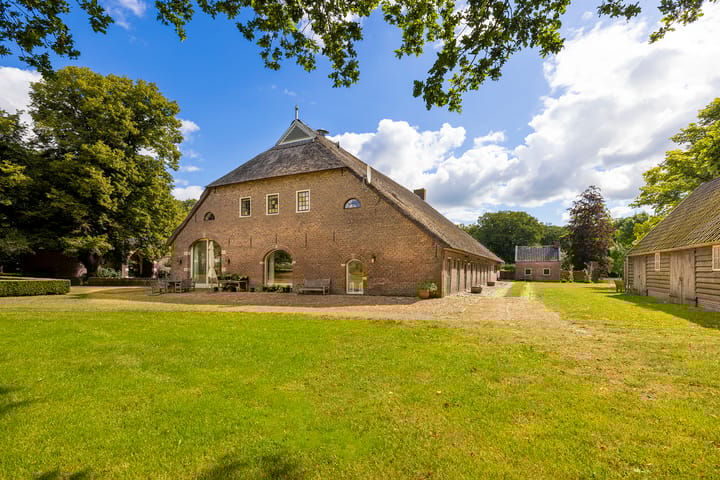 Foto 63 van Linthorst Homanlaan 1