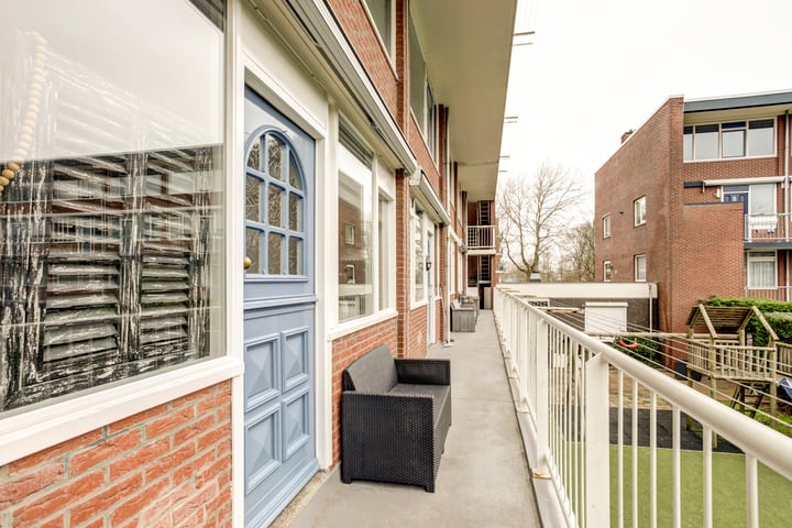 Bekijk foto 10 van Kuyperstraat 55