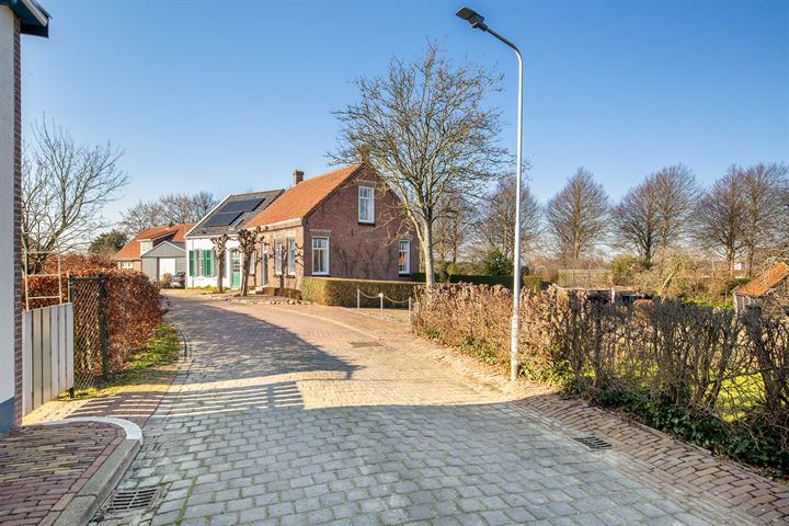 Bekijk foto 3 van Noorddijkstraat 52