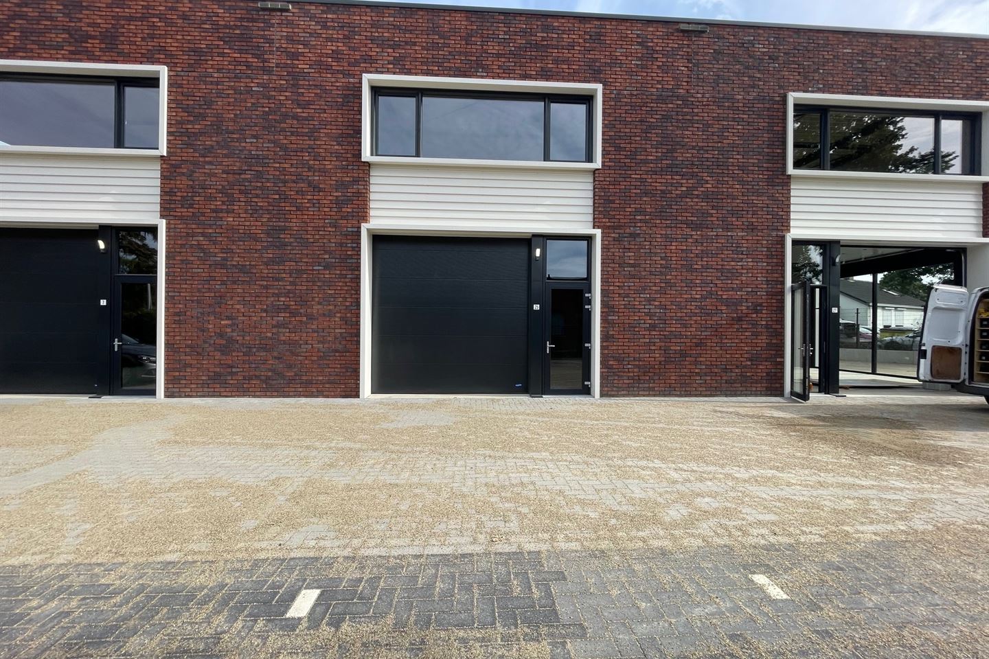 Bekijk foto 2 van Arendstraat 25