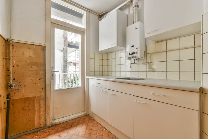 Bekijk foto 17 van Cornelis Anthoniszstraat 34-1