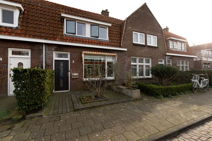 Bekijk foto 36 van Monnikstraat 6