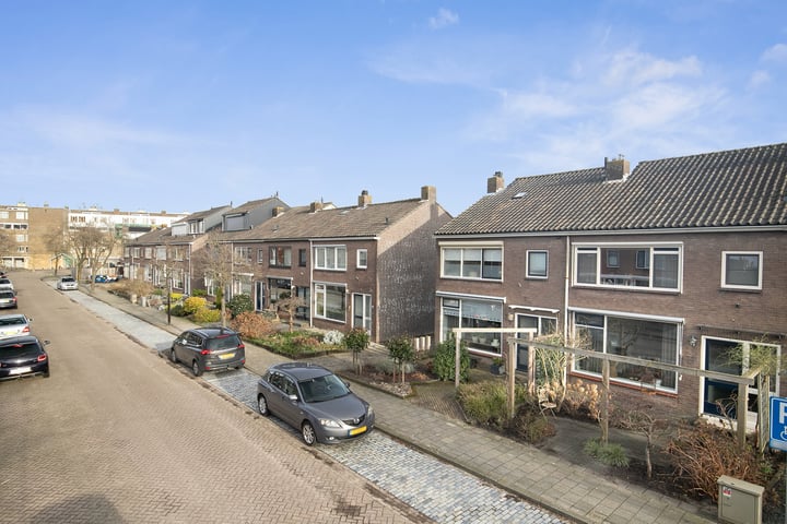 Bekijk foto 3 van Lorentzstraat 22