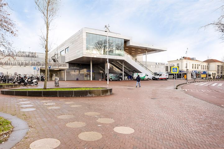 Bekijk foto 33 van Stationsweg 48