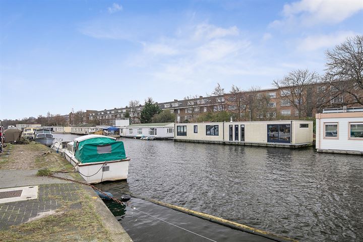 Bekijk foto 35 van Loenensestraat 112