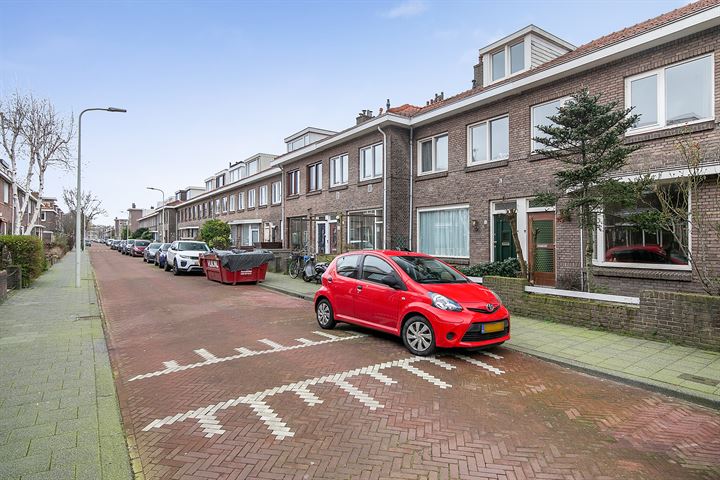 Bekijk foto 33 van Loenensestraat 112