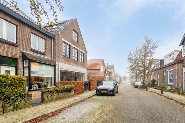 View photo 39 of Beatrixstraat 19