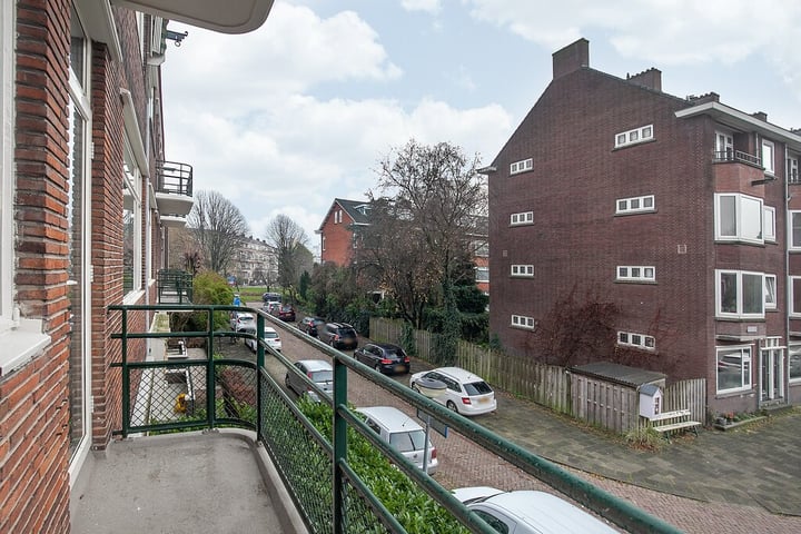 View photo 6 of Nicolaas Ruyschstraat 14-1R