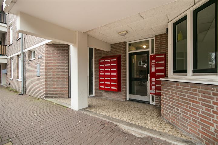 Bekijk foto 6 van Molukkenstraat 541