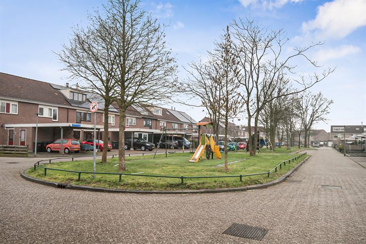 Bekijk foto 33 van Stellingmolenstraat 67