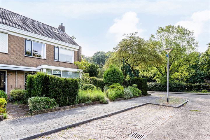 Bekijk foto 39 van Baljuwstraat 23