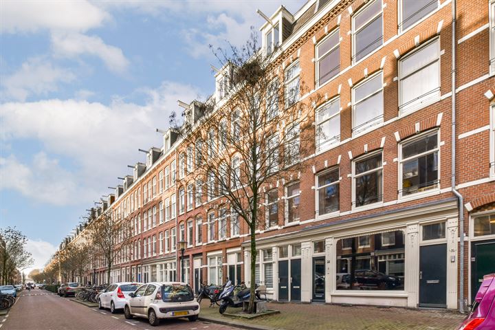 Bekijk foto 2 van Van Hogendorpstraat 92-H