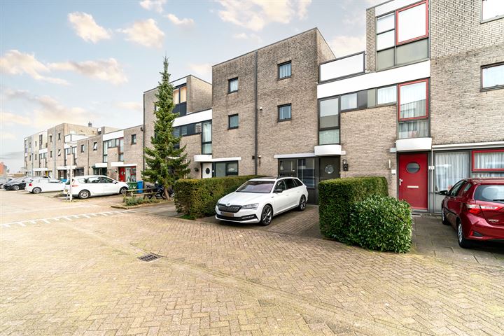 Bekijk foto 46 van Karibastraat 19