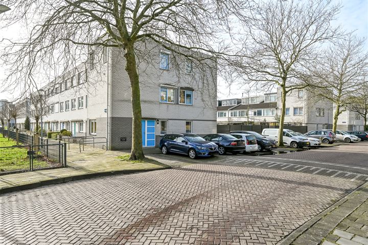 Bekijk foto 1 van Bijvoetstraat 2