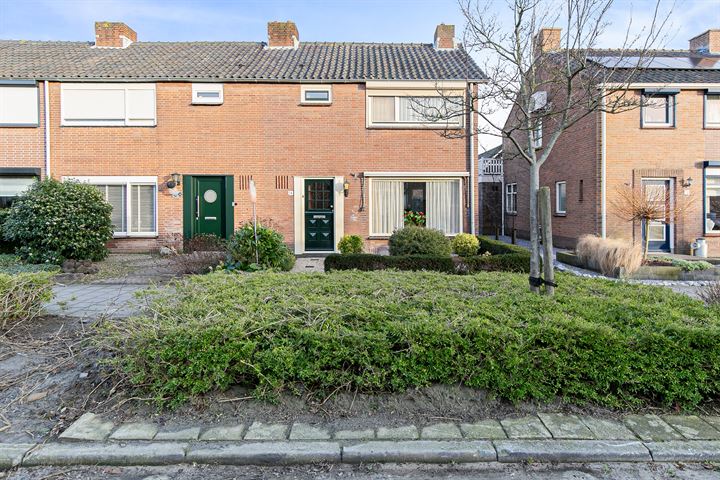 Bekijk foto 2 van Scoudestraat 14