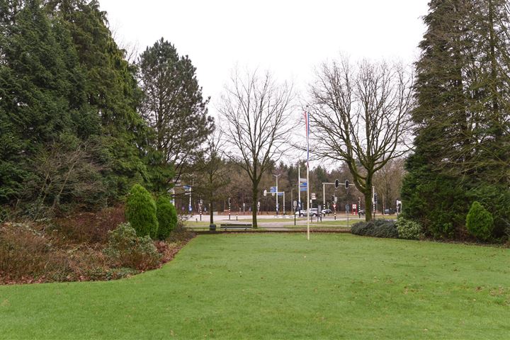 Bekijk foto 14 van Luitenant Generaal van Heutszlaan 86