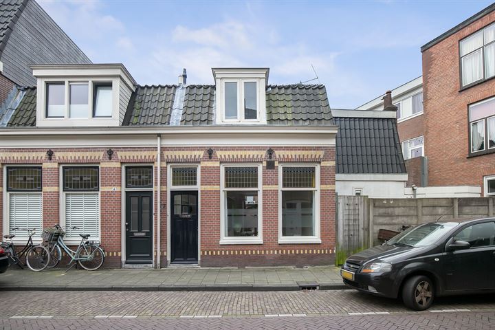 Bekijk foto 1 van Regulierstraat 2