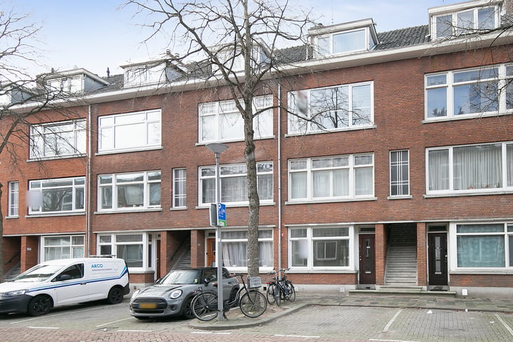 View photo 2 of Texelsestraat 63-C