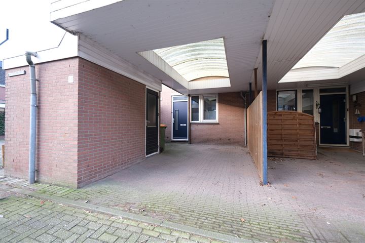 Bekijk foto 19 van Topaasstraat 14