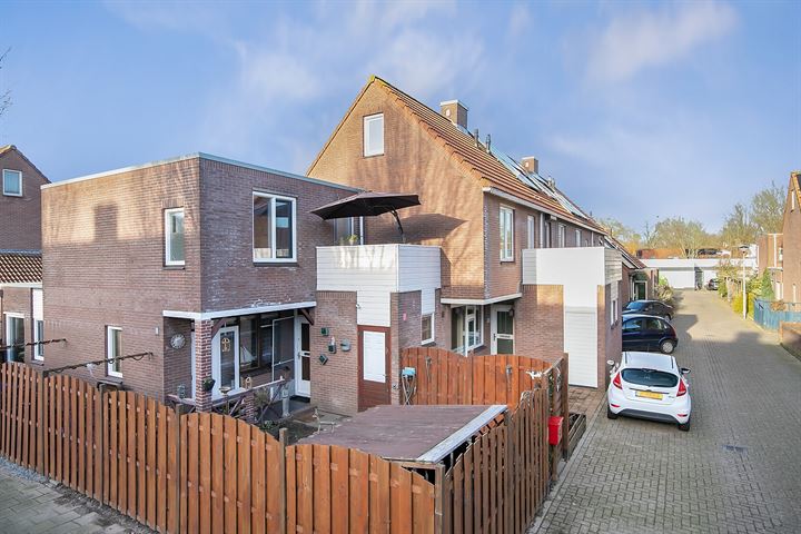 Bekijk foto 33 van Woudrichemstraat 7