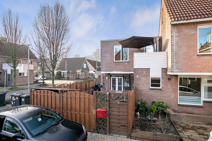 Bekijk foto 35 van Woudrichemstraat 7