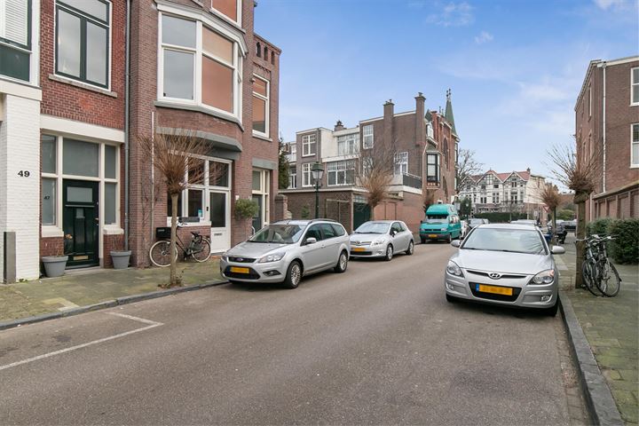 Bekijk foto 2 van Van Aerssenstraat 45