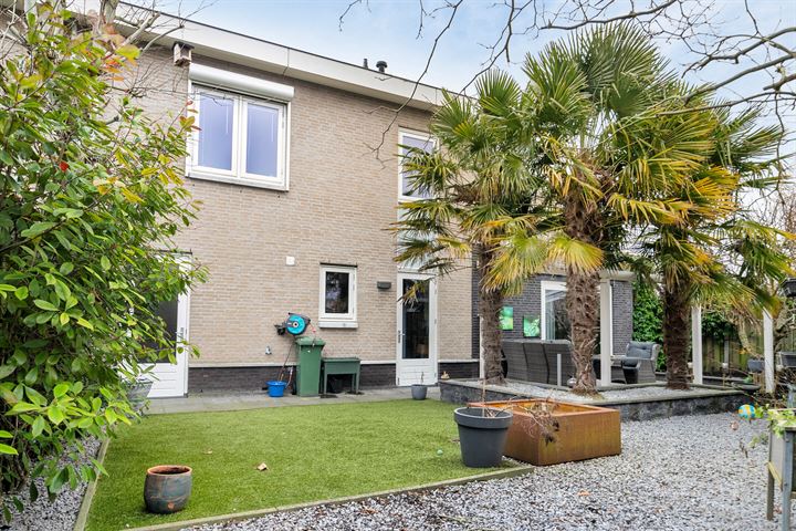 Bekijk foto 3 van Van Zeylstraat 22