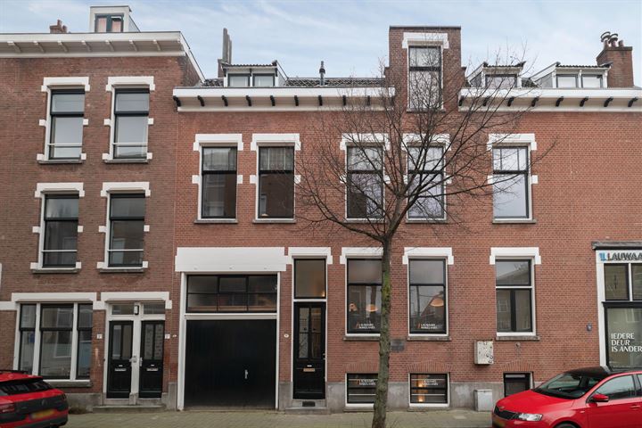 View photo 5 of Lambertusstraat 1-A