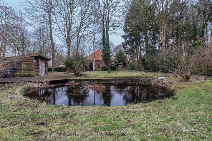 View photo 18 of Hoofdweg 179