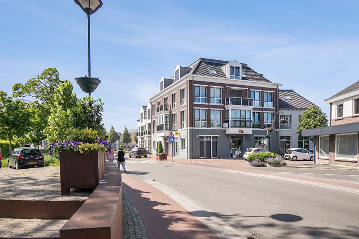 Bekijk foto 36 van van Egmondstraat 7