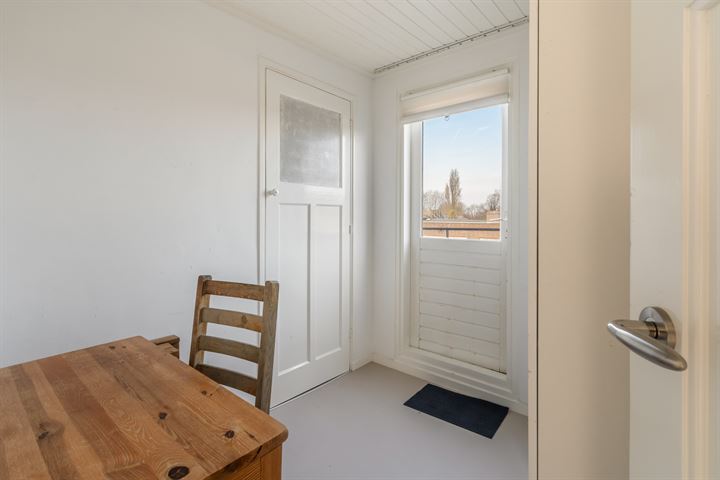 Bekijk foto 39 van Cleyburchstraat 46-B02