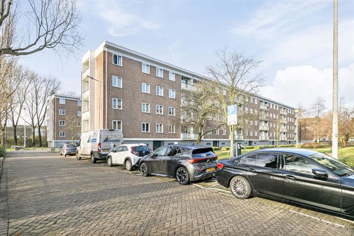 View photo 24 of Ameidestraat 64-C