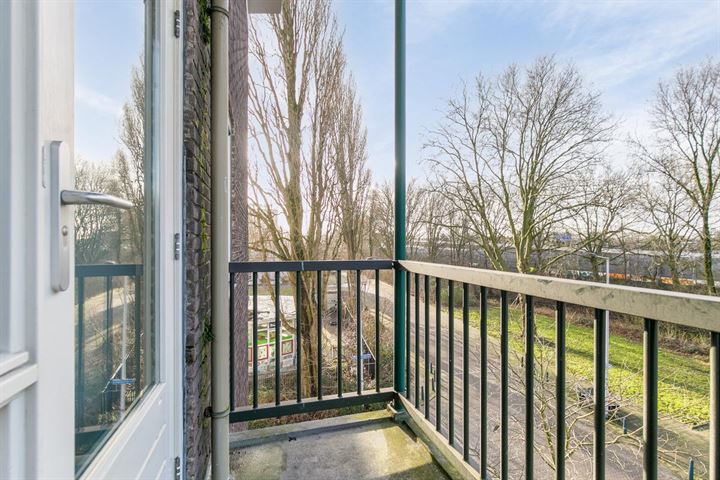 View photo 17 of Ameidestraat 64-C