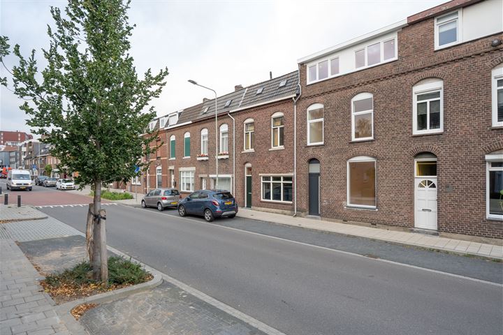 View photo 4 of Beekhoverstraat 21