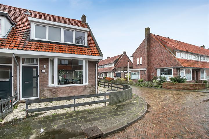 Bekijk foto 27 van van Beverwijckstraat 16