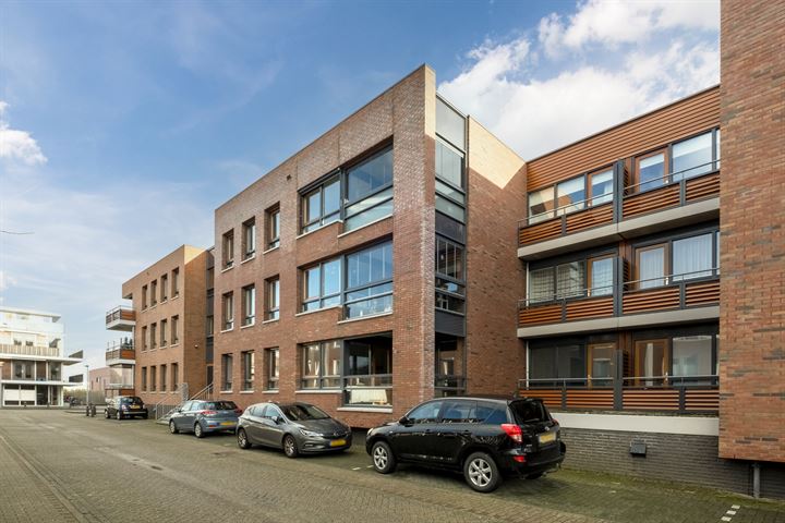 Bekijk foto 43 van Wendelaarstraat 112