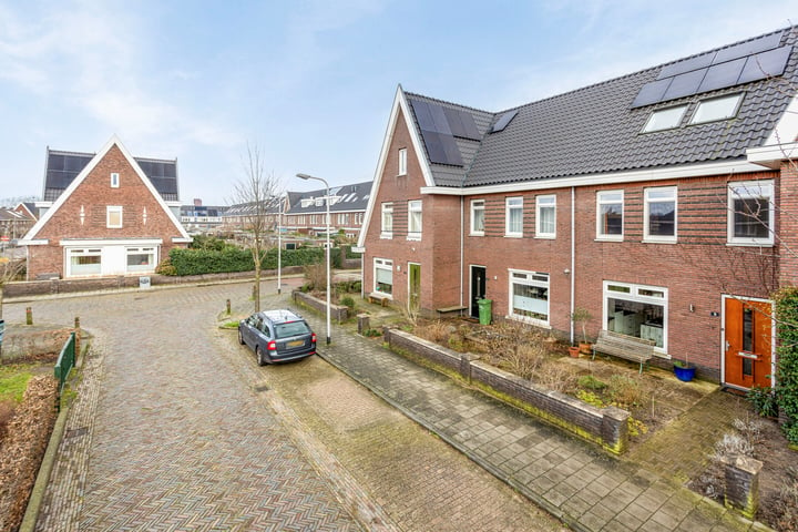 Bekijk foto 33 van Hofdijkstraat 5