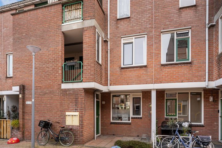 Bekijk foto 5 van Pisuissestraat 40